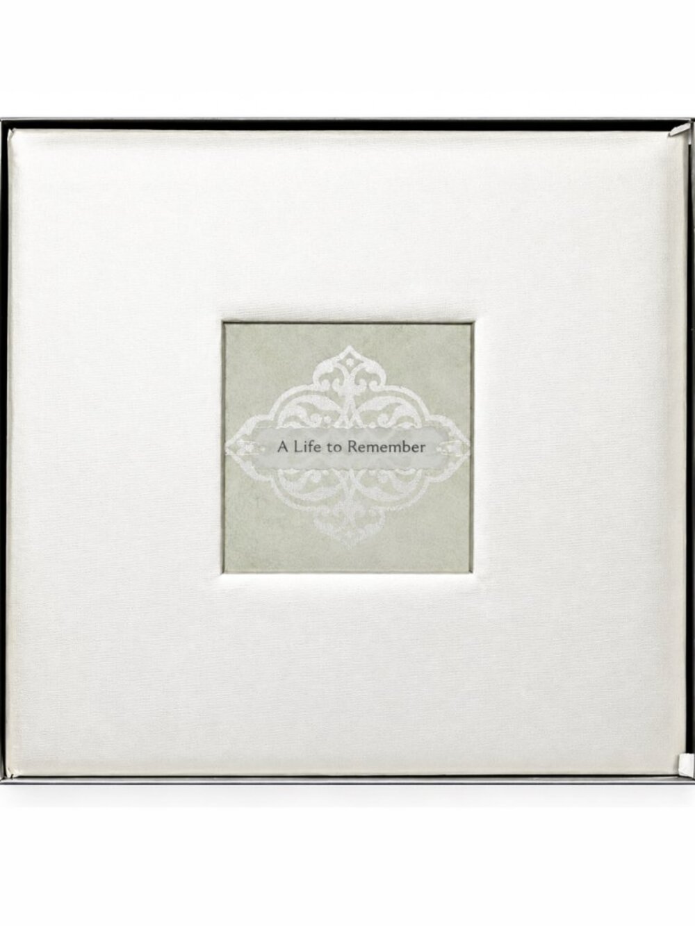 Hallmark “A Life to Remember” Ivory Photo Album – New in Box